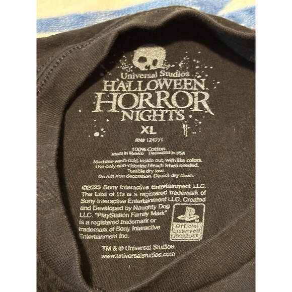 Halloween Horror Nights The Last of Us 2023 Universal Studios Shirt XL HHN 32 - Picture 3 of 7